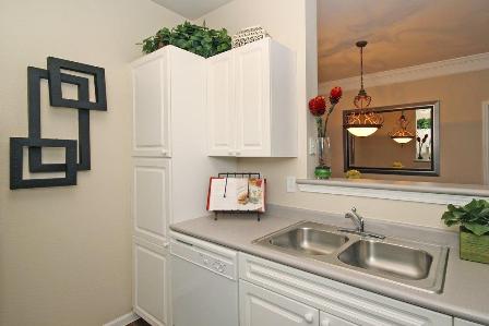 Creekside Apartments Image 32