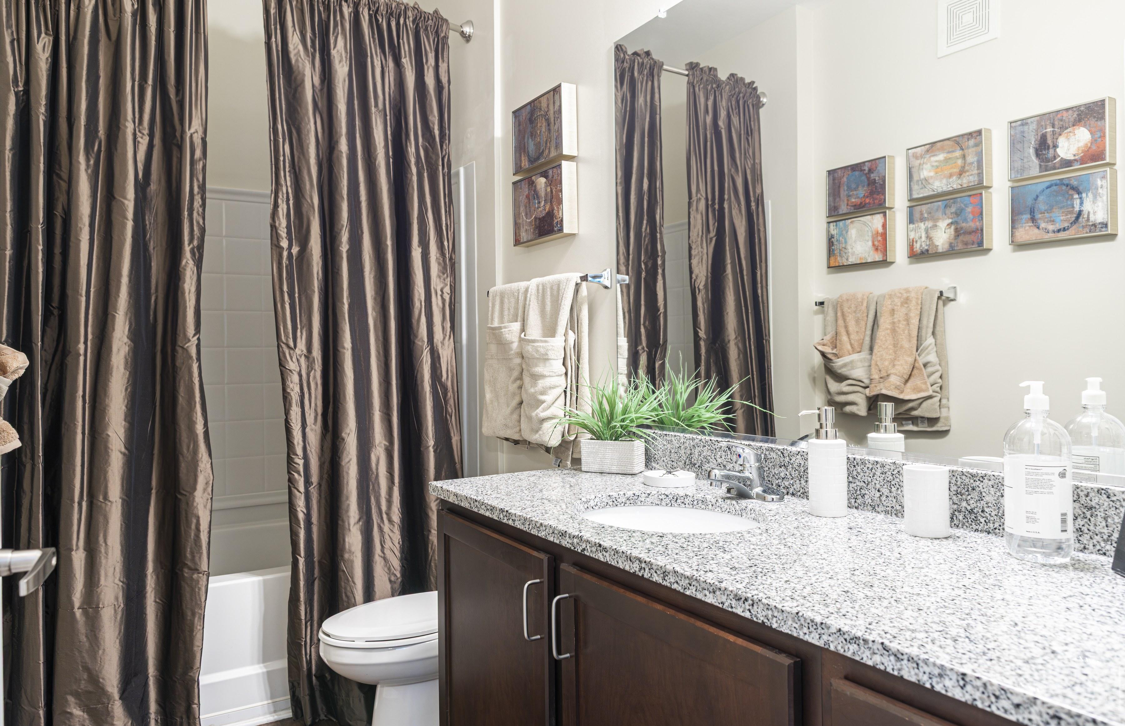 Oasis at Montclair Image 36