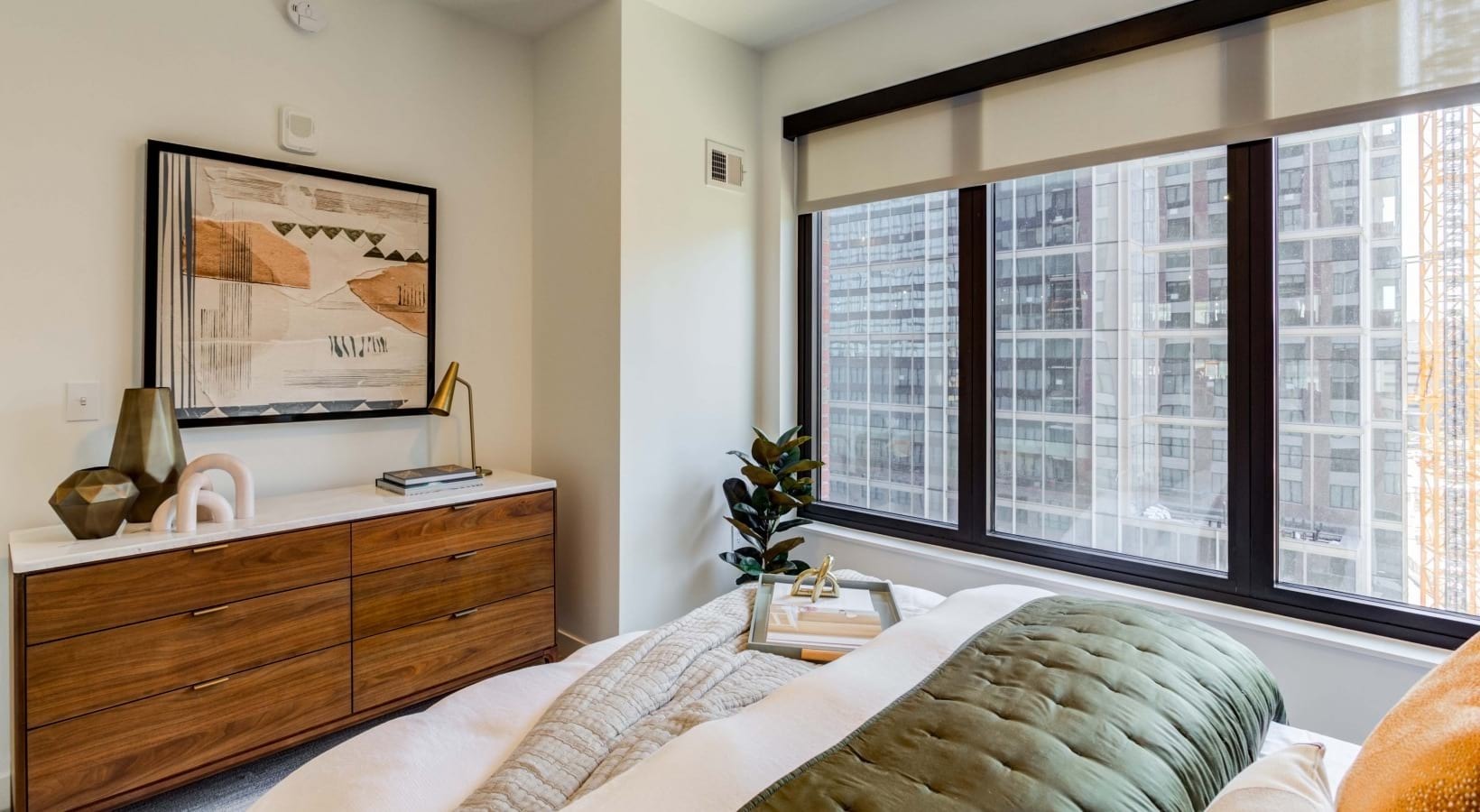 270 Hennepin Image 13