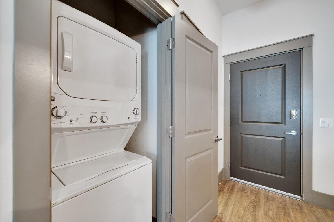 Varela Westshore Apartments Image 36