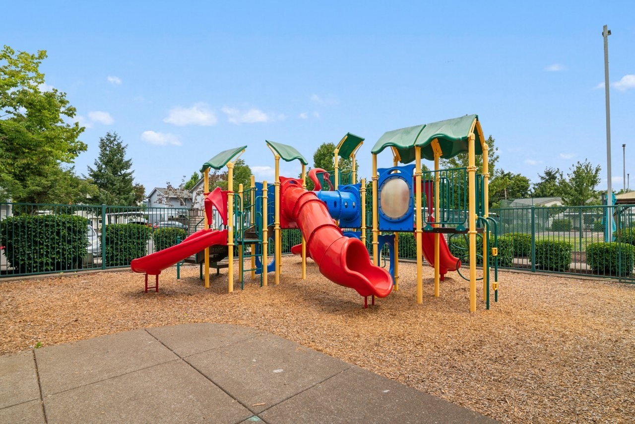 Jenna Village Apartments Image 16