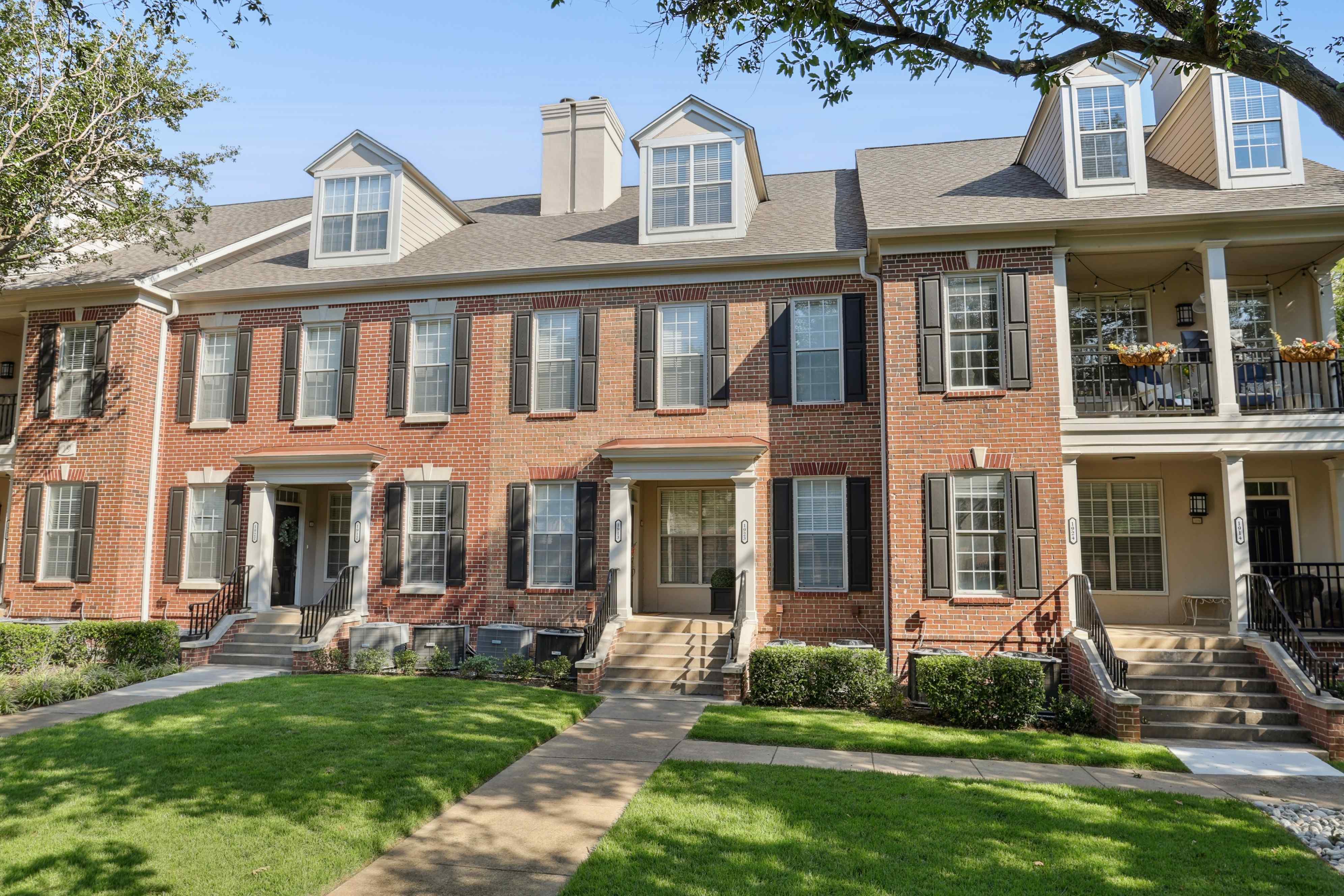 The Caruth Premier Townhome Apartments Image 45