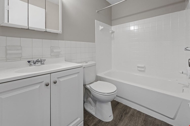 Lakeland Commons Apartments Image 6