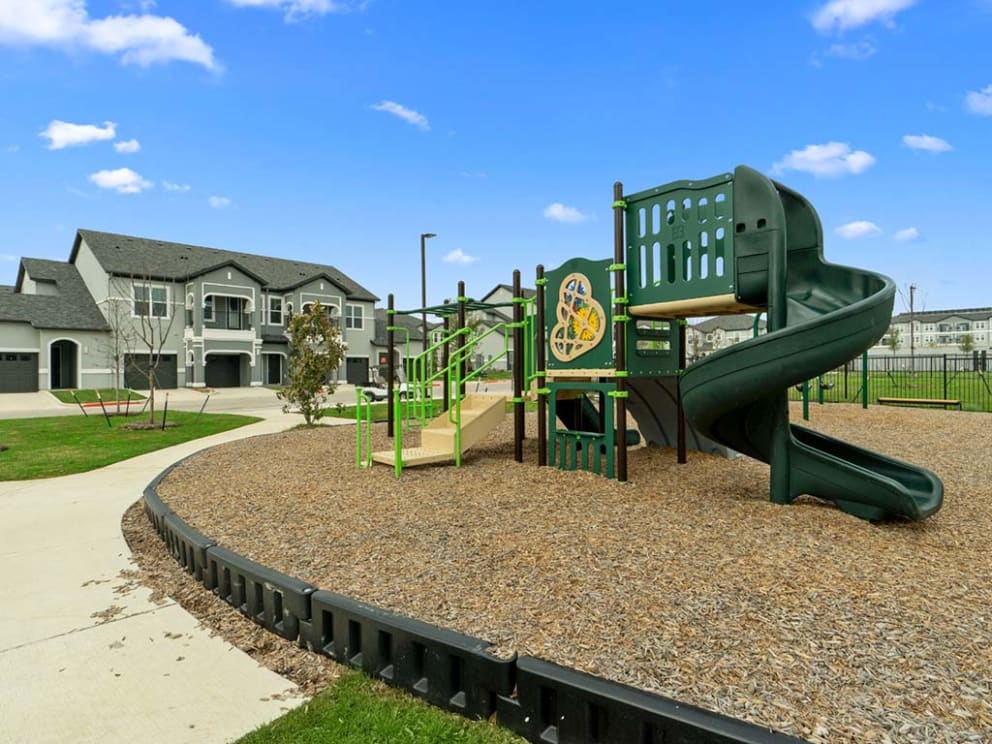 Reveal on the Lake   Image 27