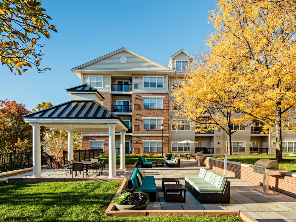 River Mews Building Courtyard