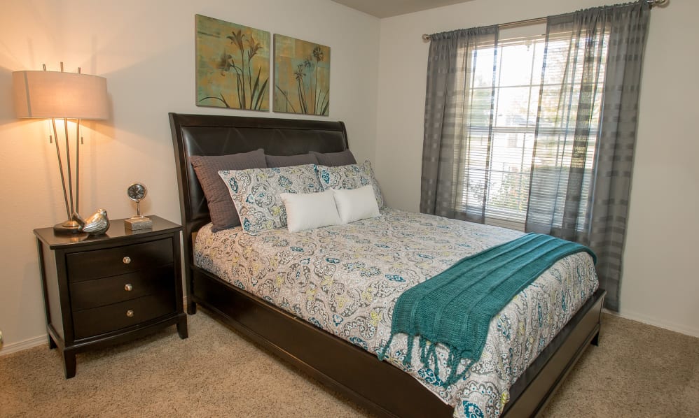 Crown Pointe Image 4