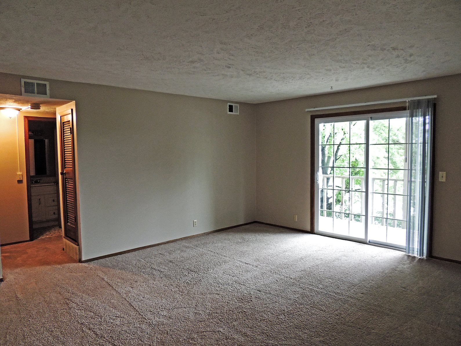 Apartments At Lakeview Village Omaha Apartmentsearch Com