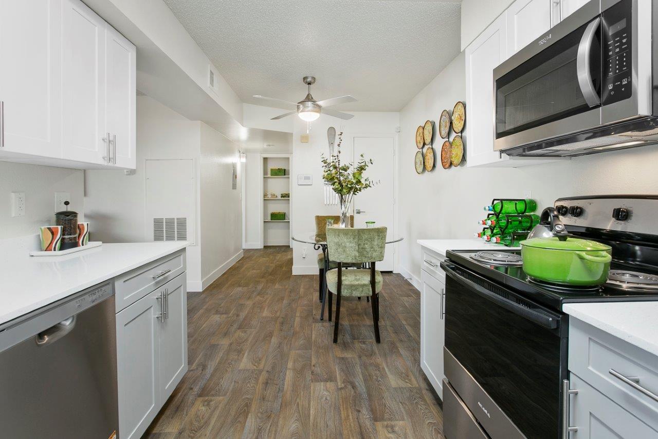 Palm Crest at Station 40 Image 2