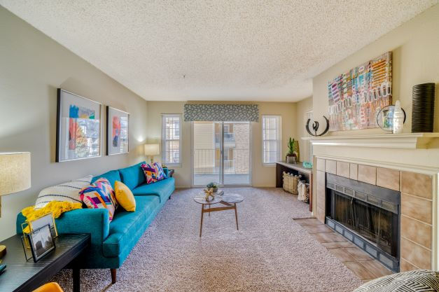 The Views at Laurel Lakes Apartment Homes Image 4