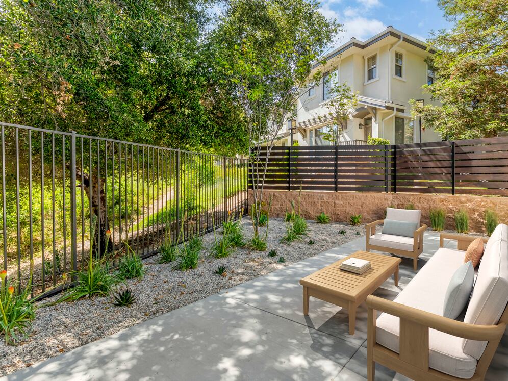 Freestanding Home patio