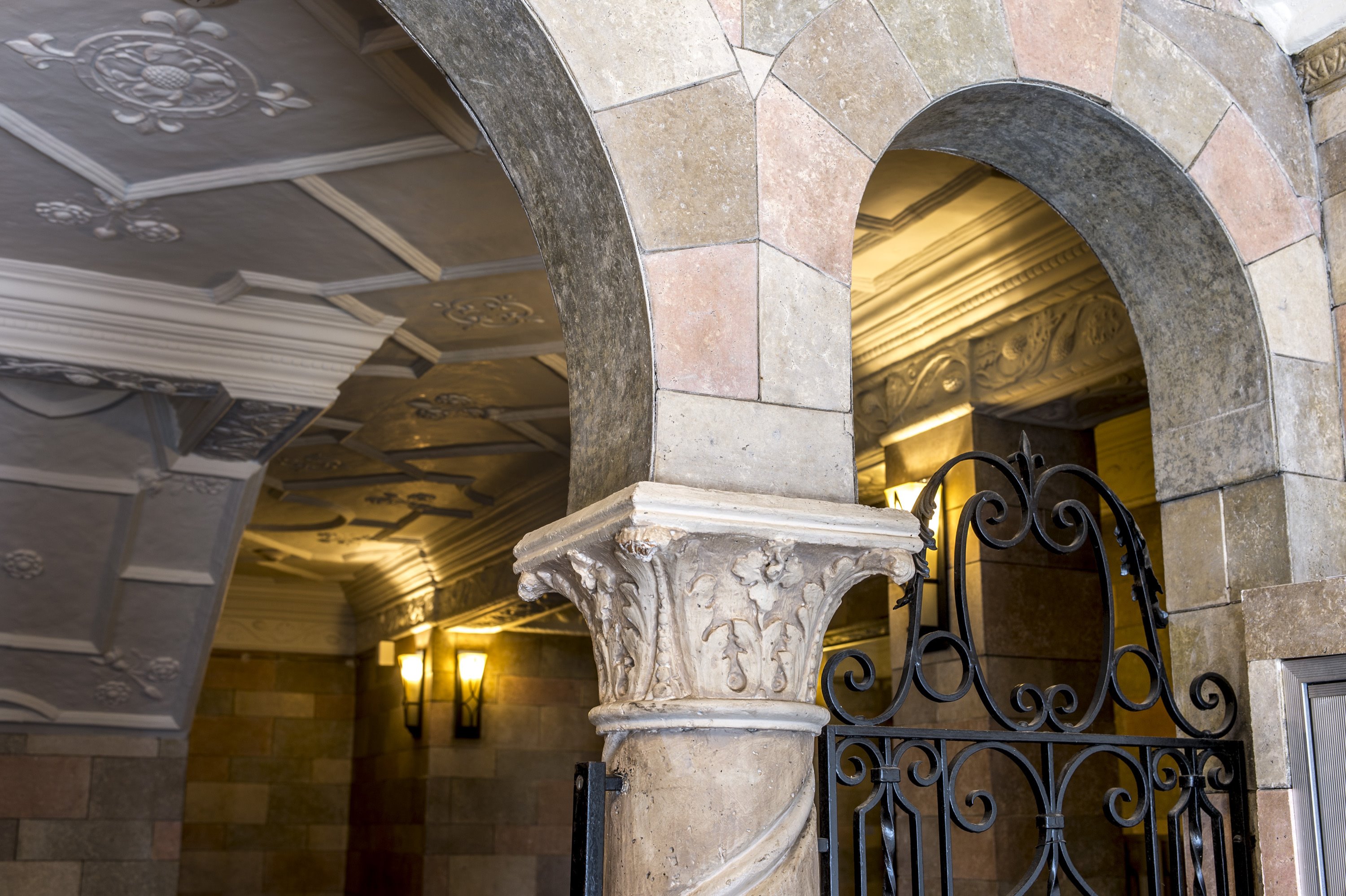 Elmwood Apartments Image 3