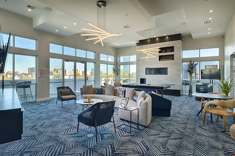 The Richmond at Uptown Image 26