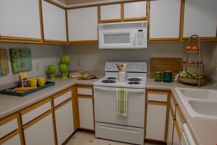 Crown Pointe Image 6