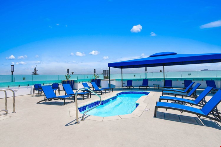 Waterstone at Metro Image 9