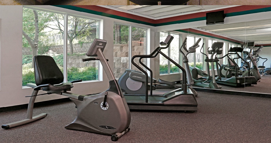 Kensington Woods Apartments Image 8