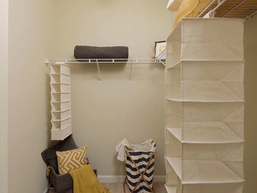 Espresso Package Townhome, spacious, walk-in closet