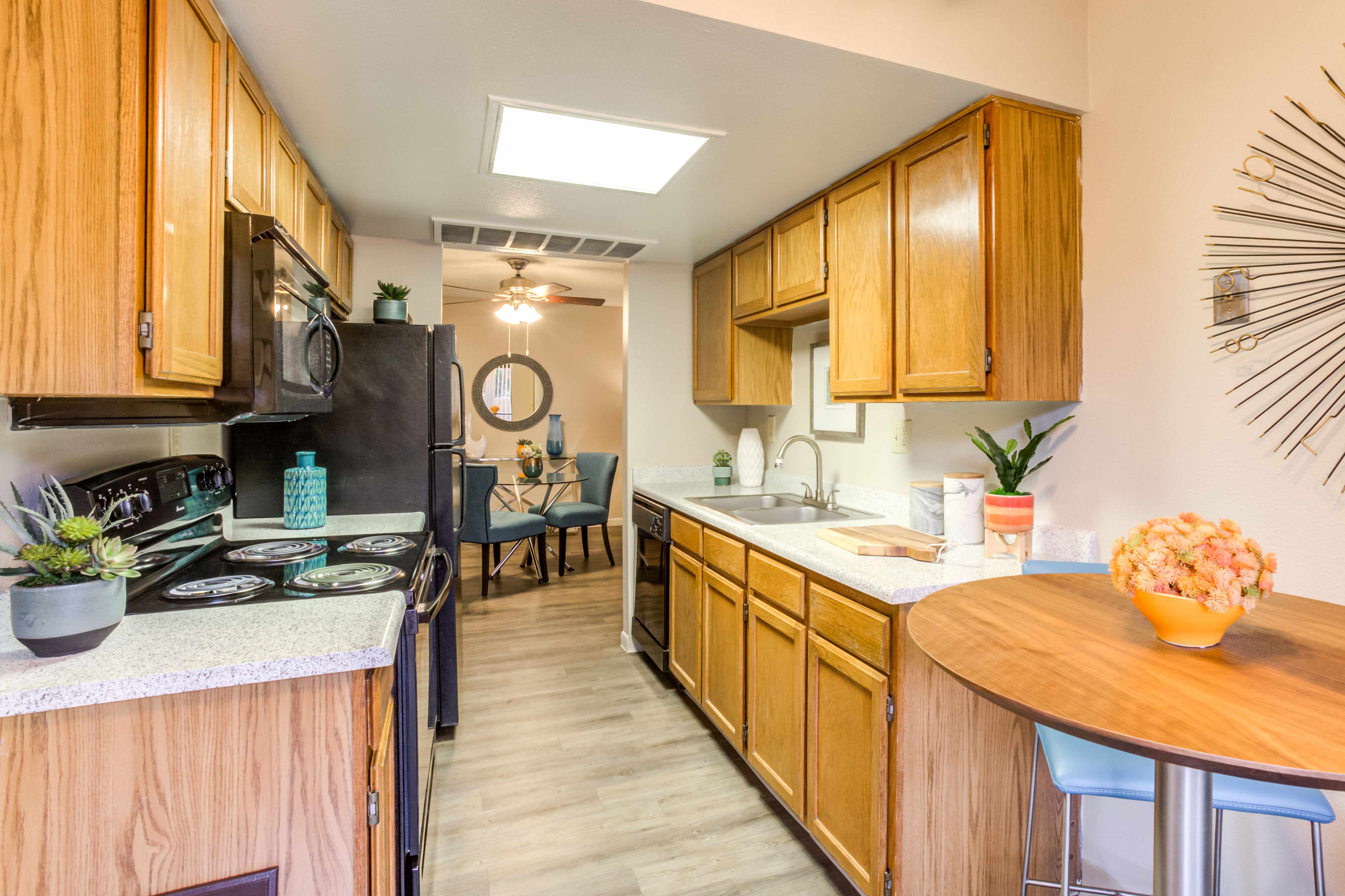 Renaissance Apartment Homes Image 21