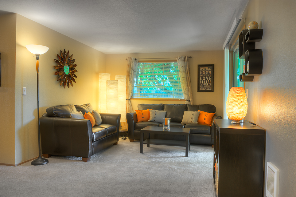 2 Bedroom Living room