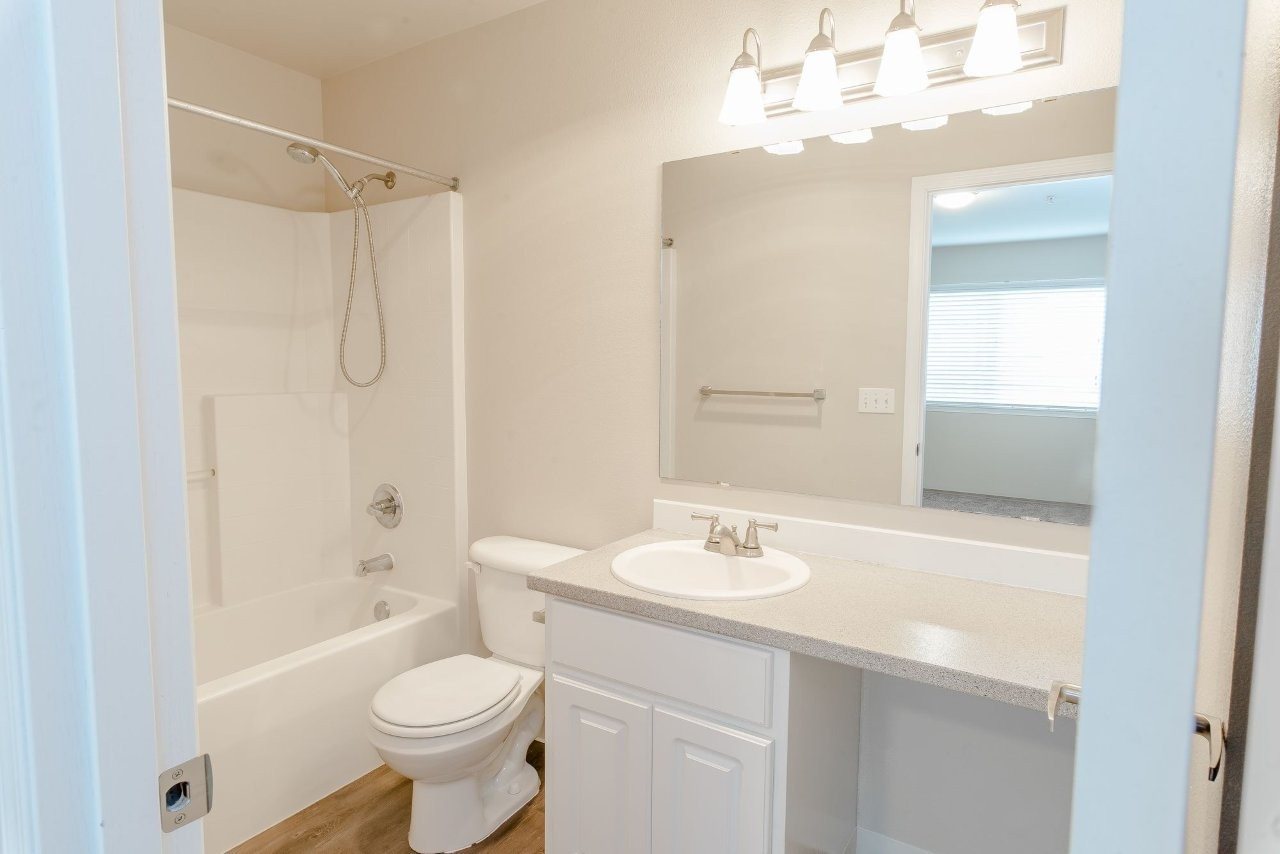Vanessa View Townhomes Image 6