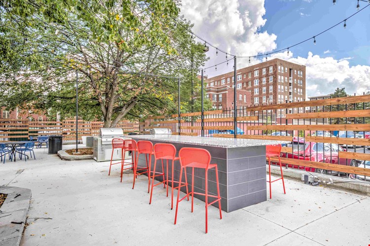 The Delmonte Image 25