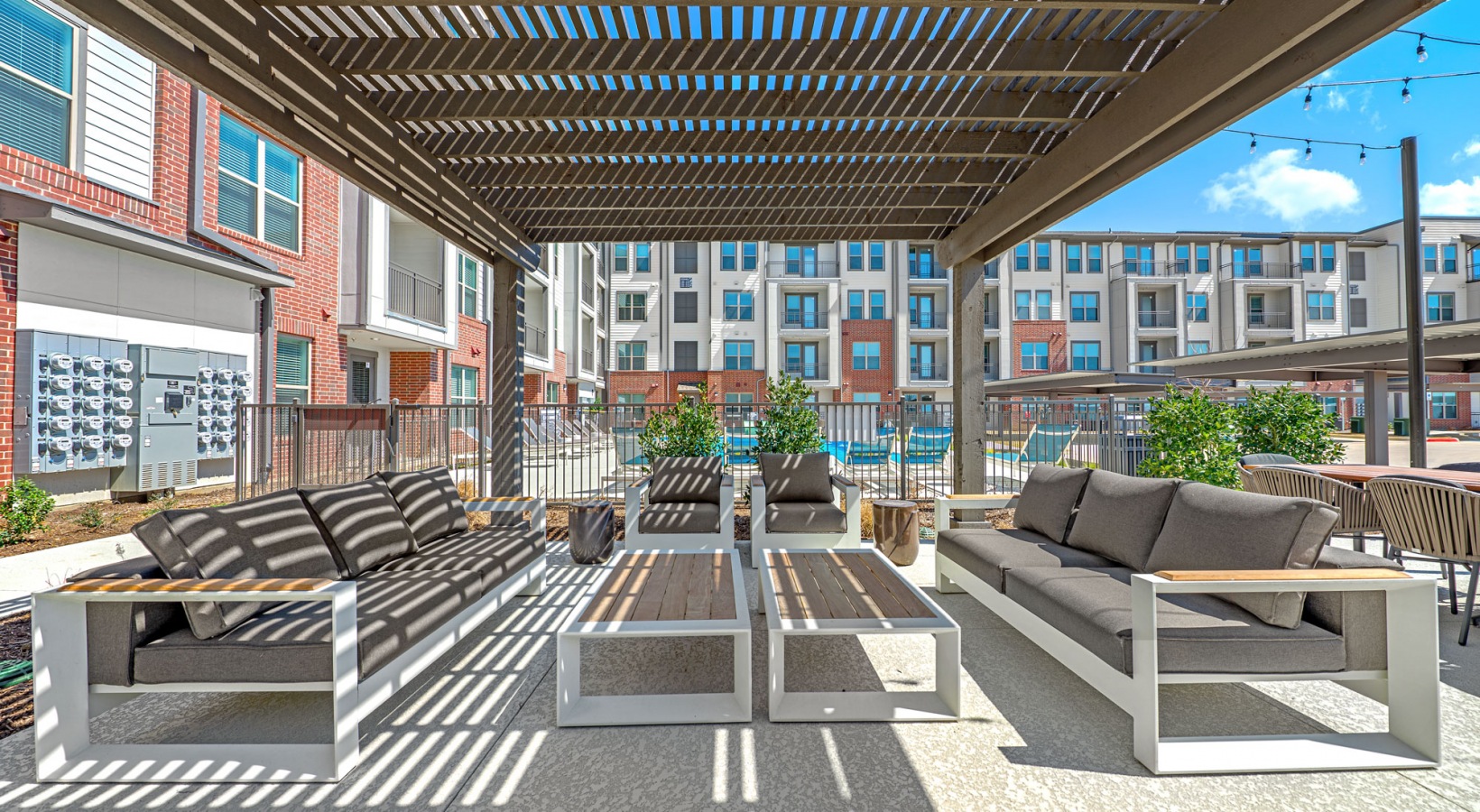 Luxe at Las Colinas Image 4