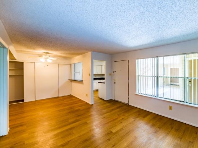 Chase Crossing Image 7