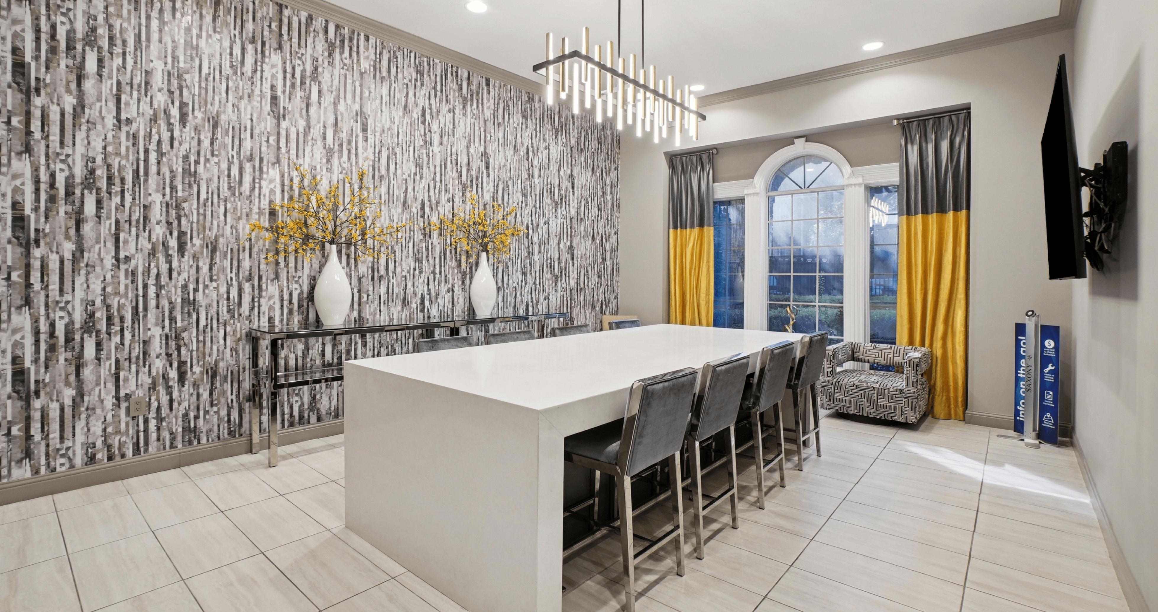 The Saxony Apartments Image 23