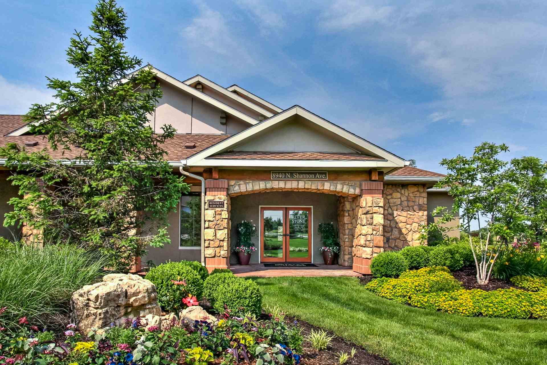 Riverstone Apartments Image 2