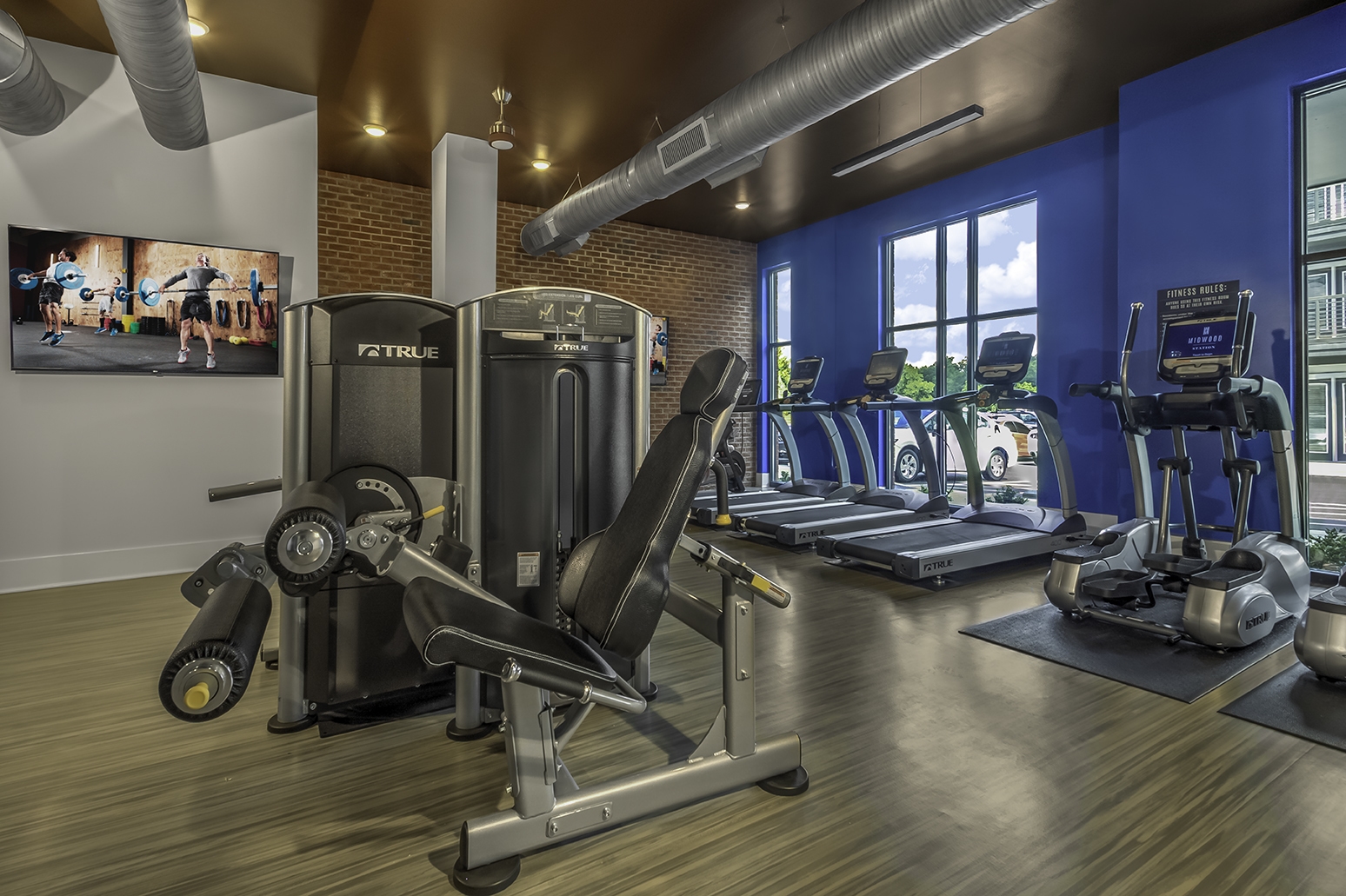 Midwood Station Image 16