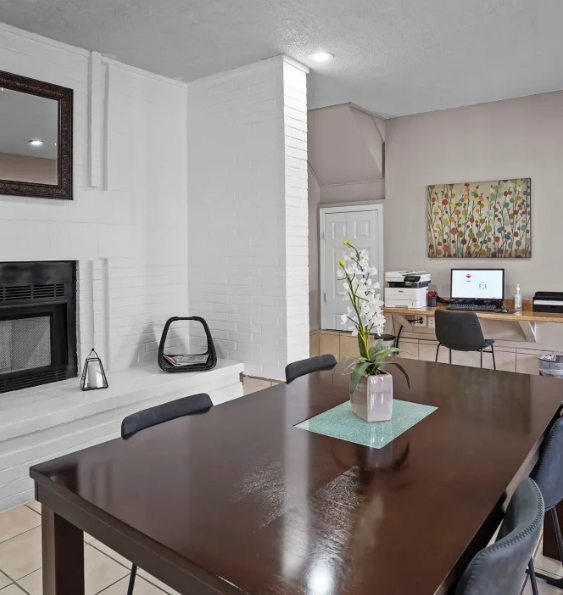 High Ridge Apartments Image 4