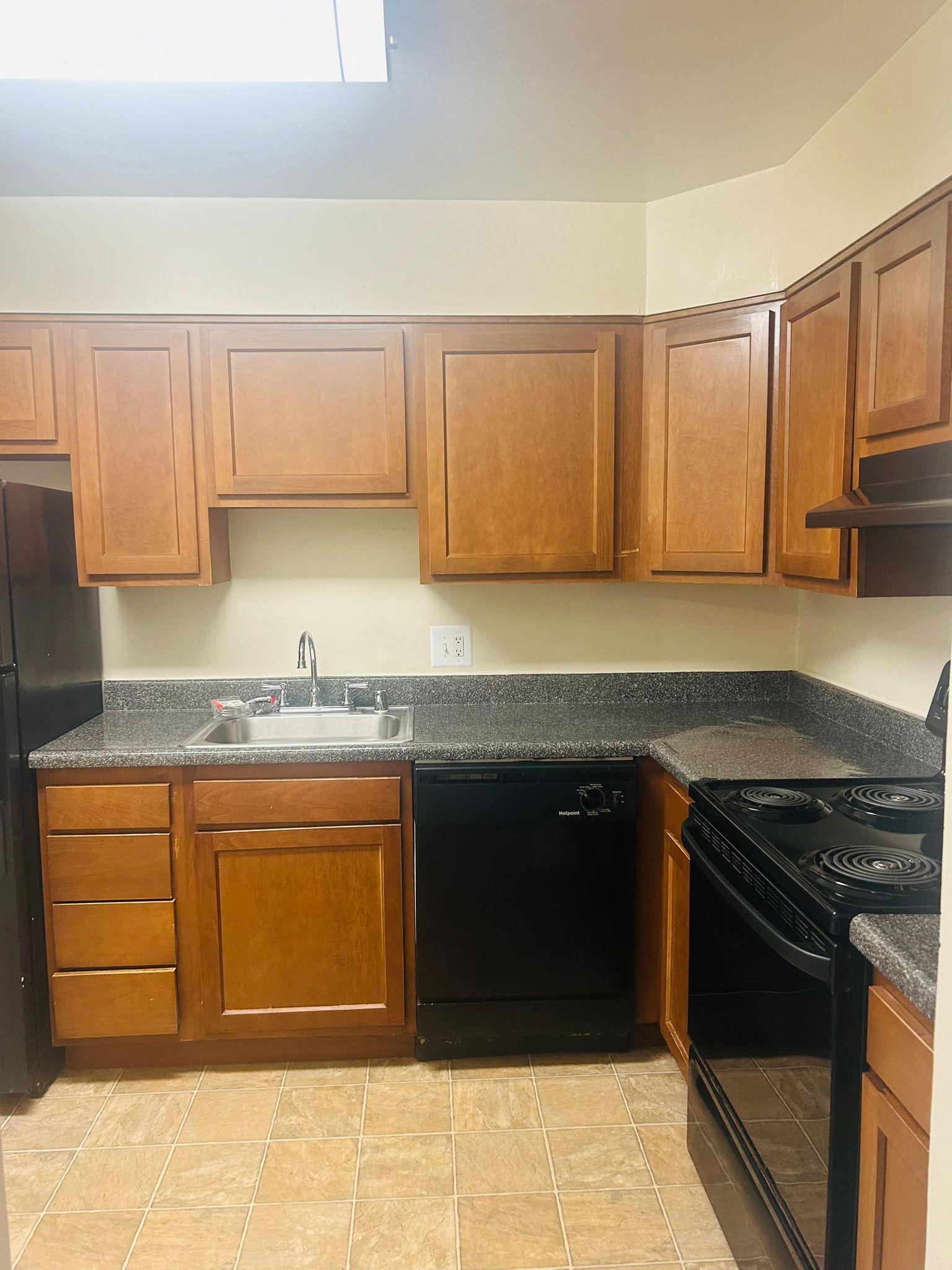 Summit Crest Image 70