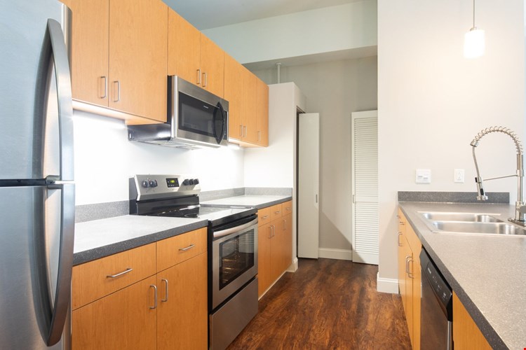 Metro On Granby Apartments Image 33