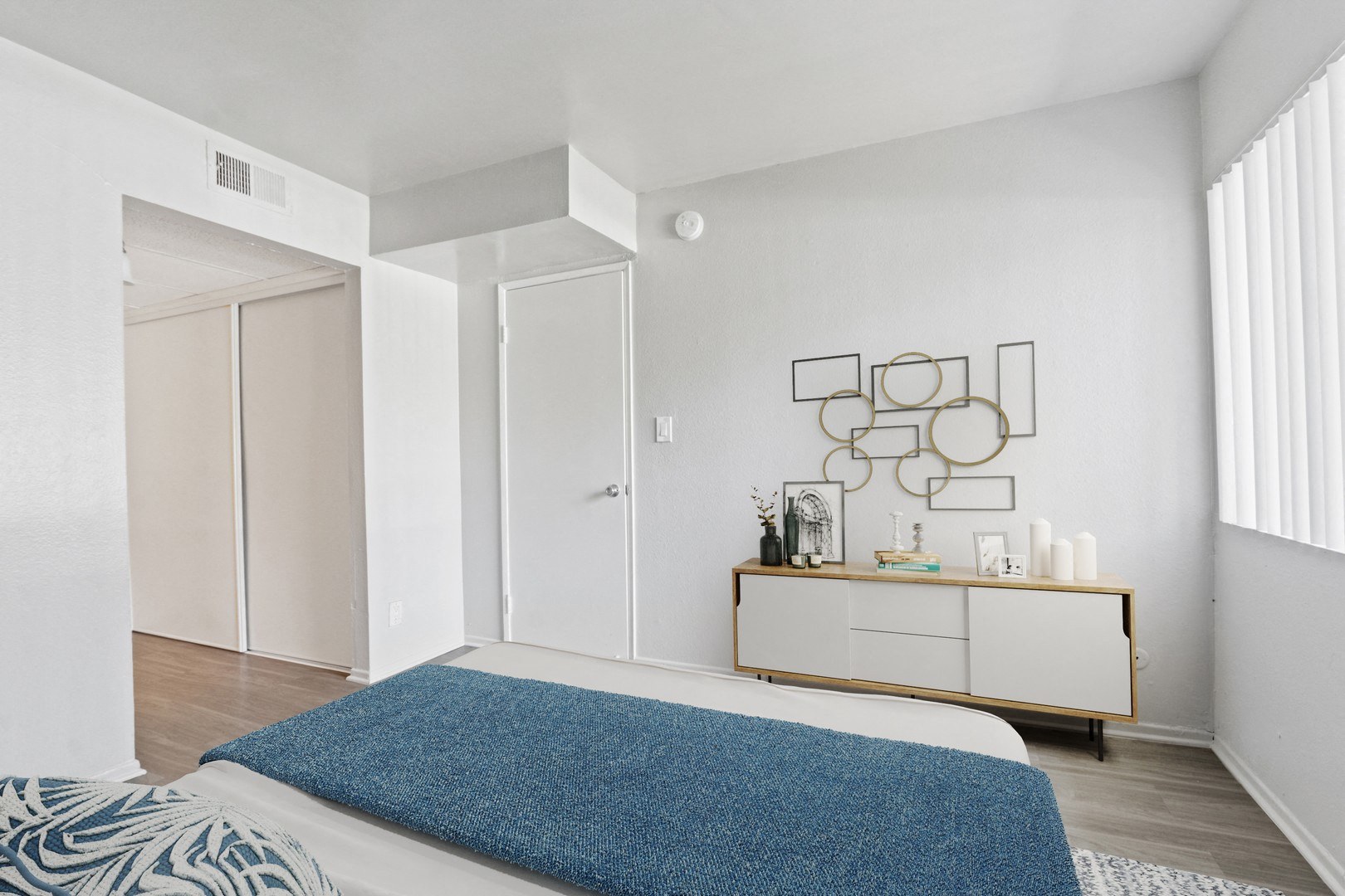Parkwood Apartments Image 10