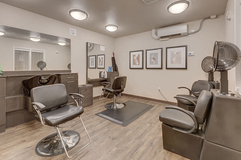 Vintage at Holly Village Image 4