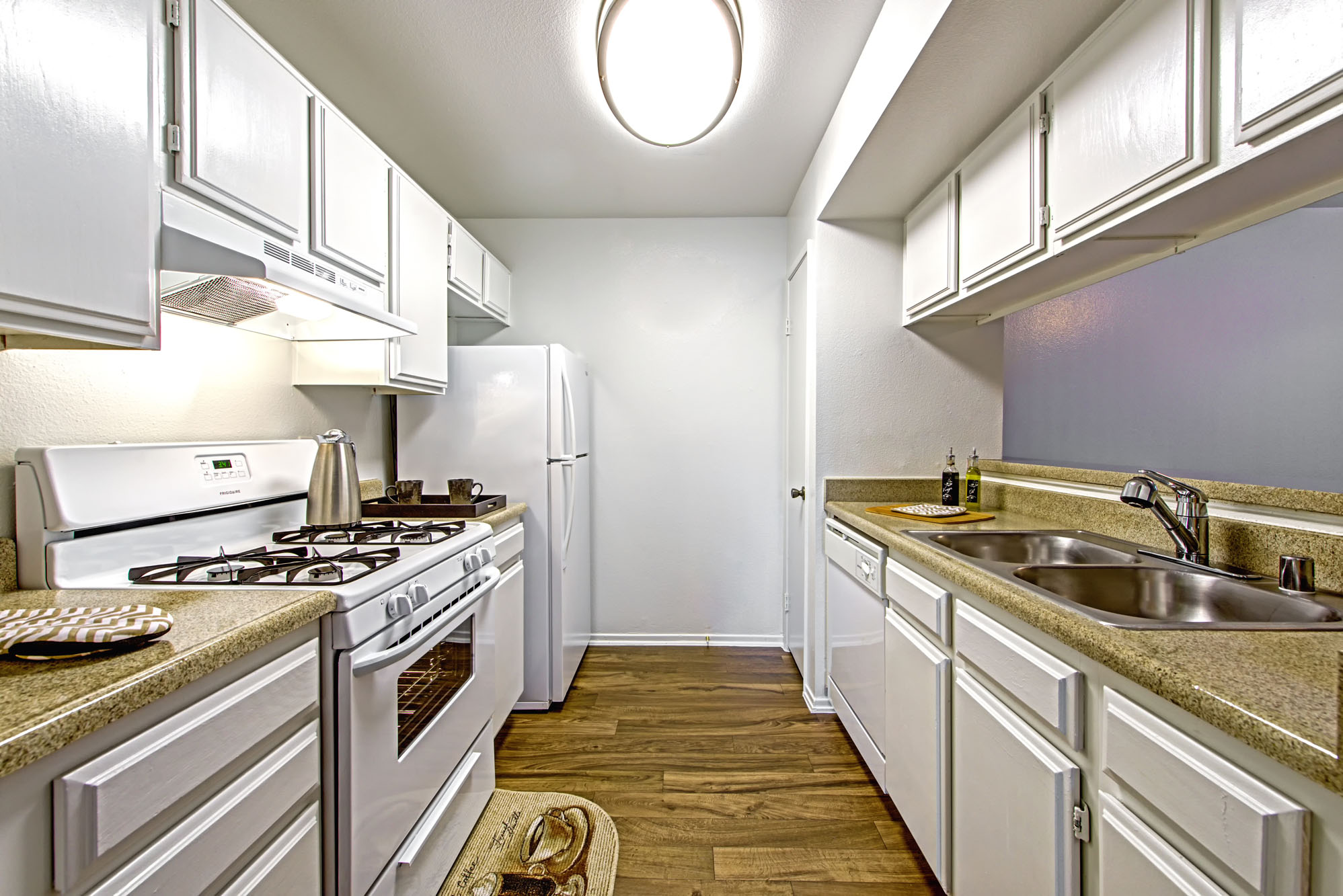 Deerwood Apartments Image 13
