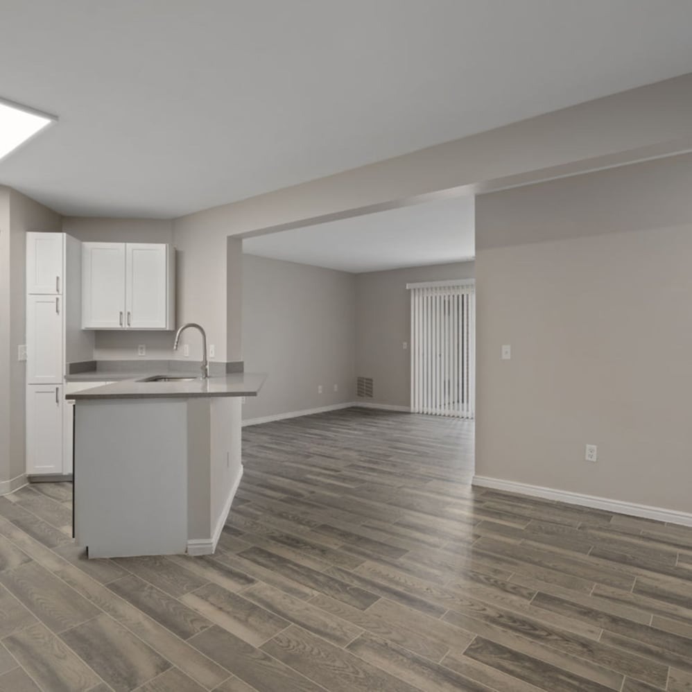 Falls at Hunters Pointe Image 5