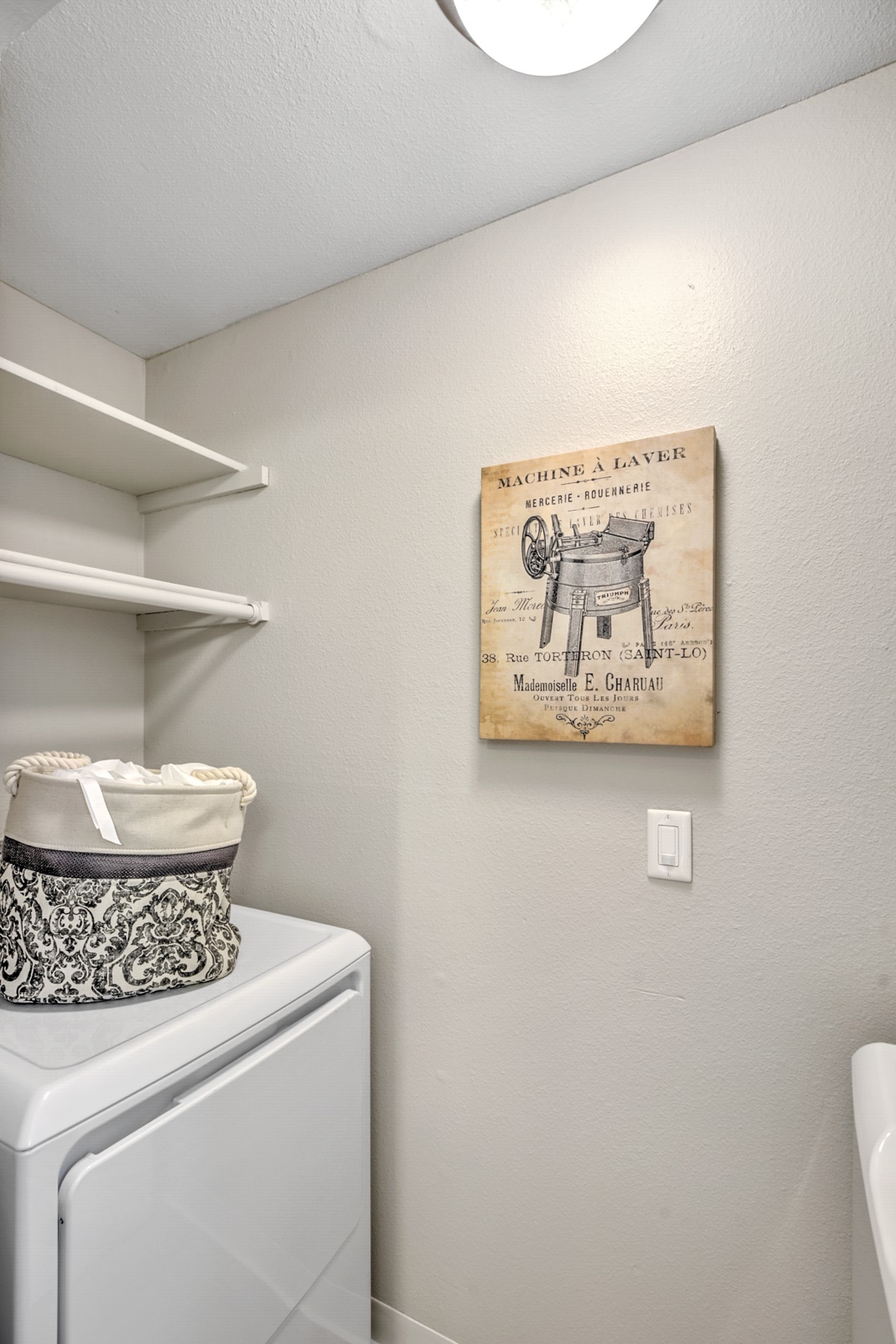 The Windsor Apartments Model Laundry Room