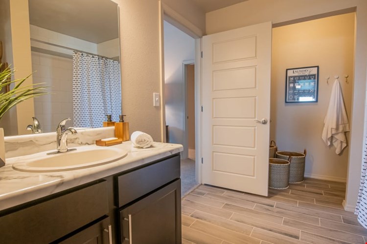 Cottages at Crestview Image 17