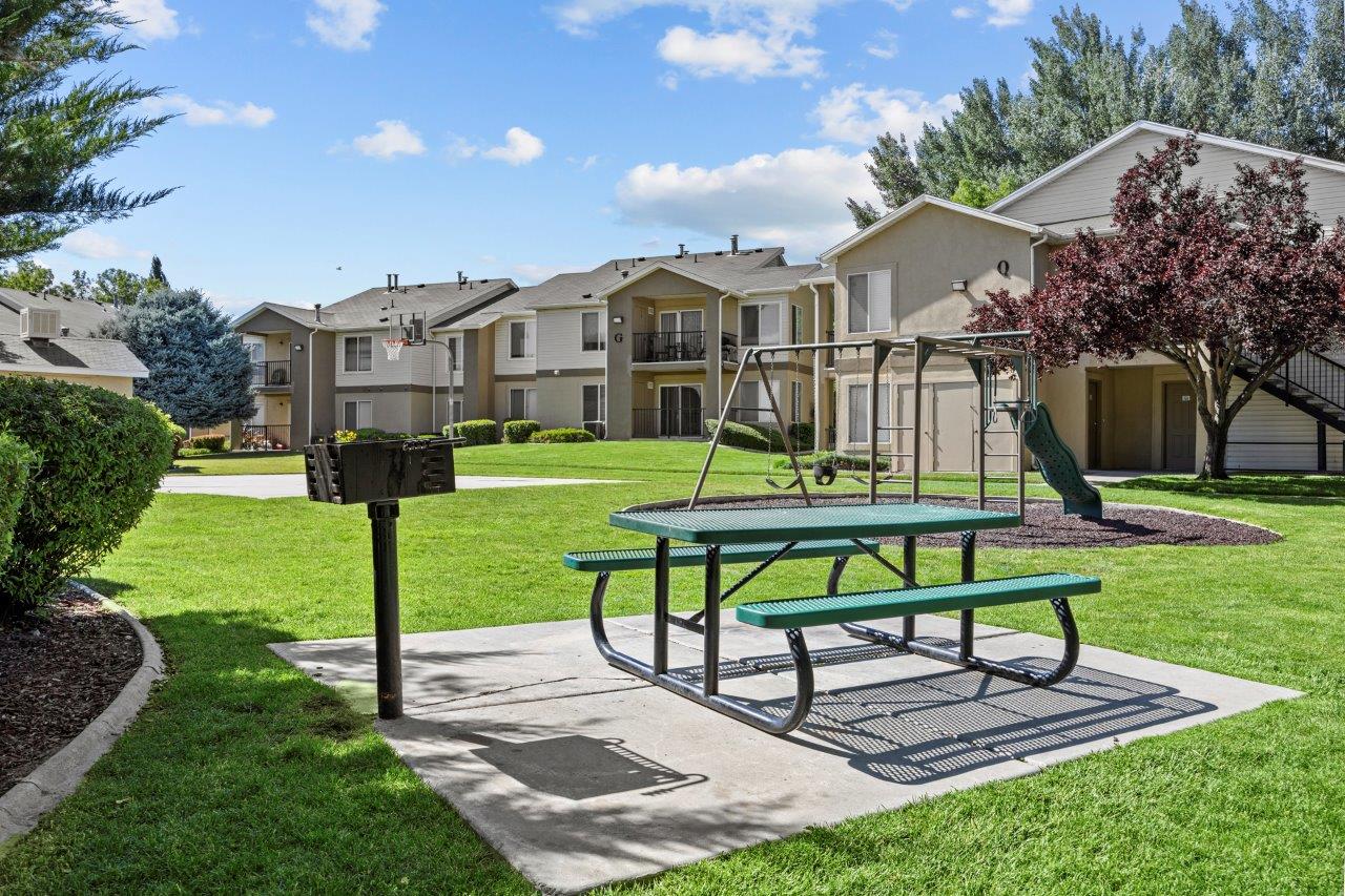 Heritage at Draper Image 22