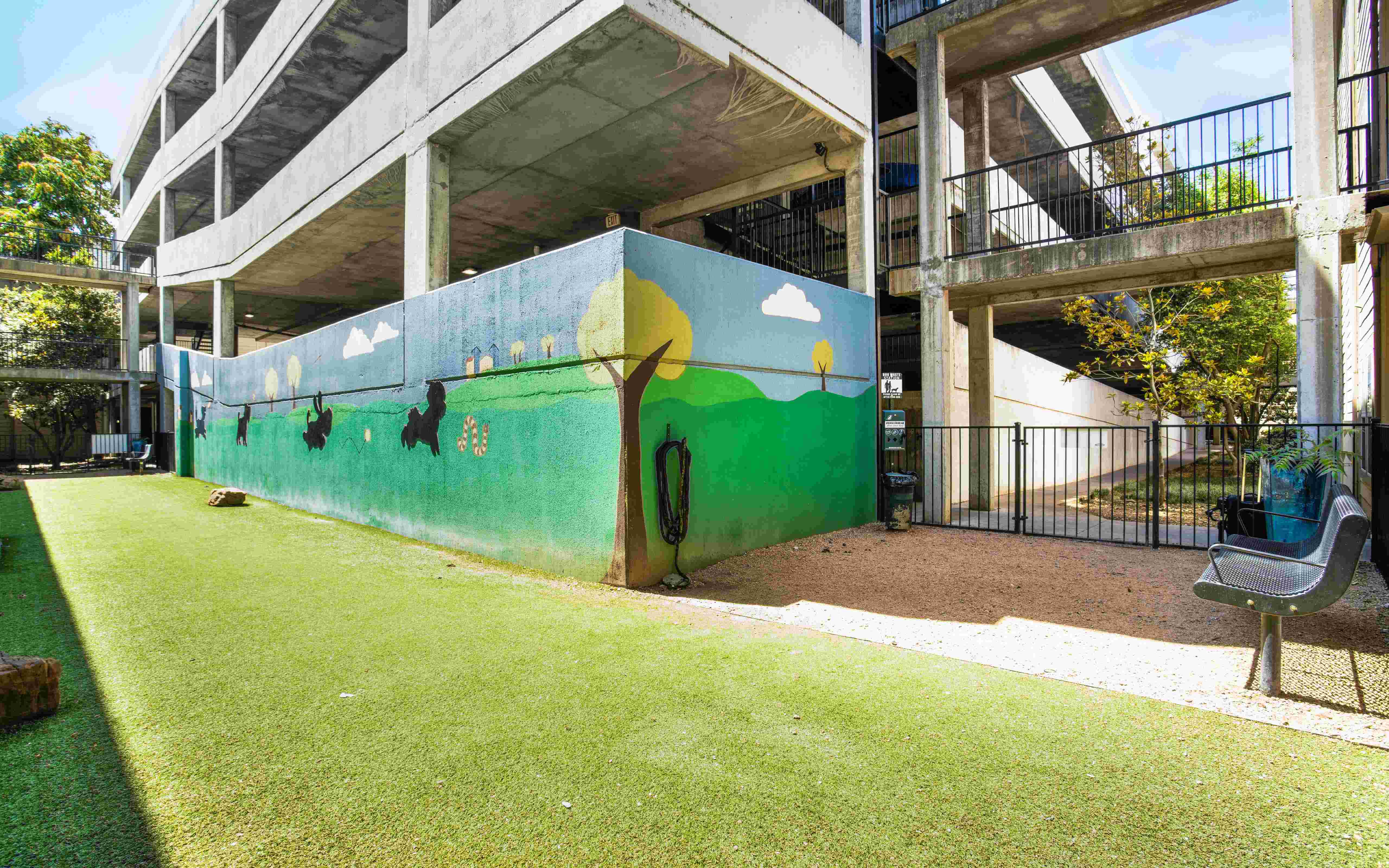 The Arches at Park Cities Image 16