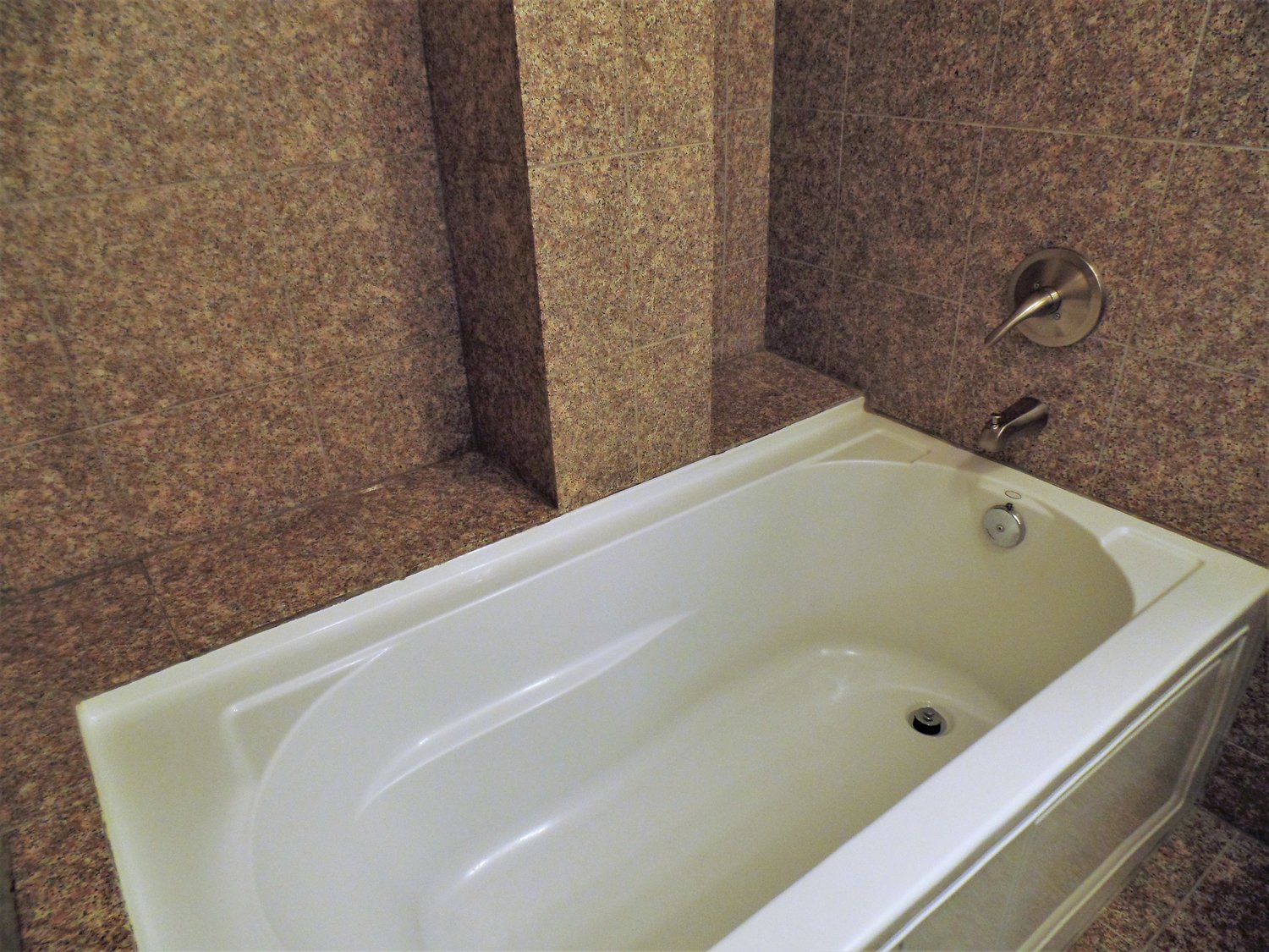 Gallery CWE Image 19