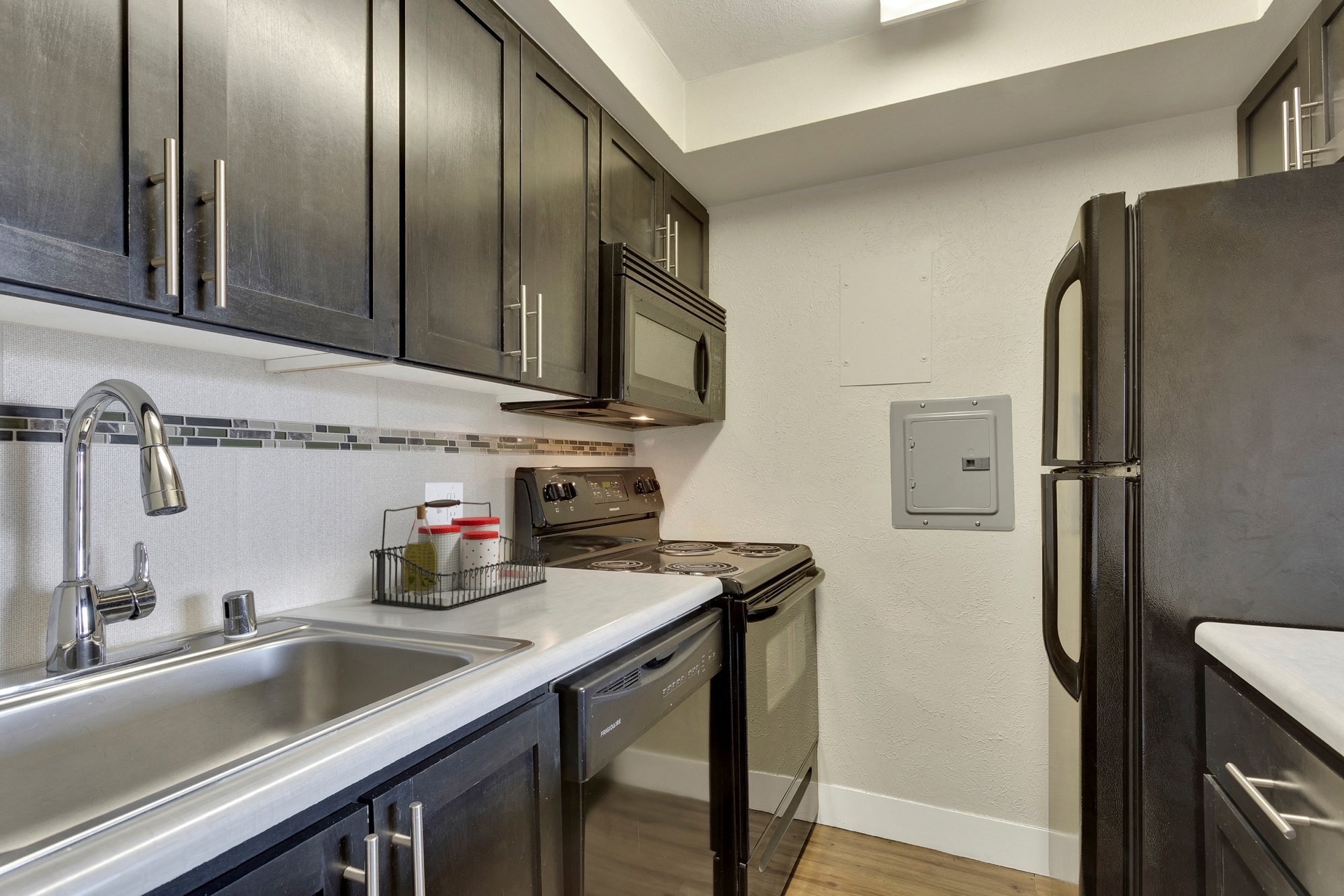 1265 Downing Image 4