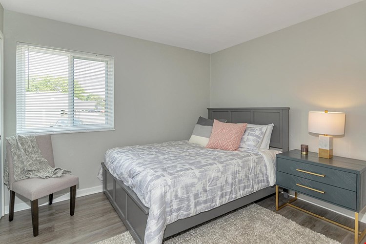 The Residences on 56th Street Image 11