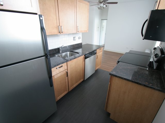 5320-5326-5 S Drexel Boulevard Image 9