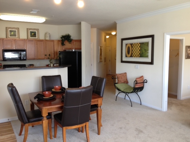 Dining Room/Kitchen