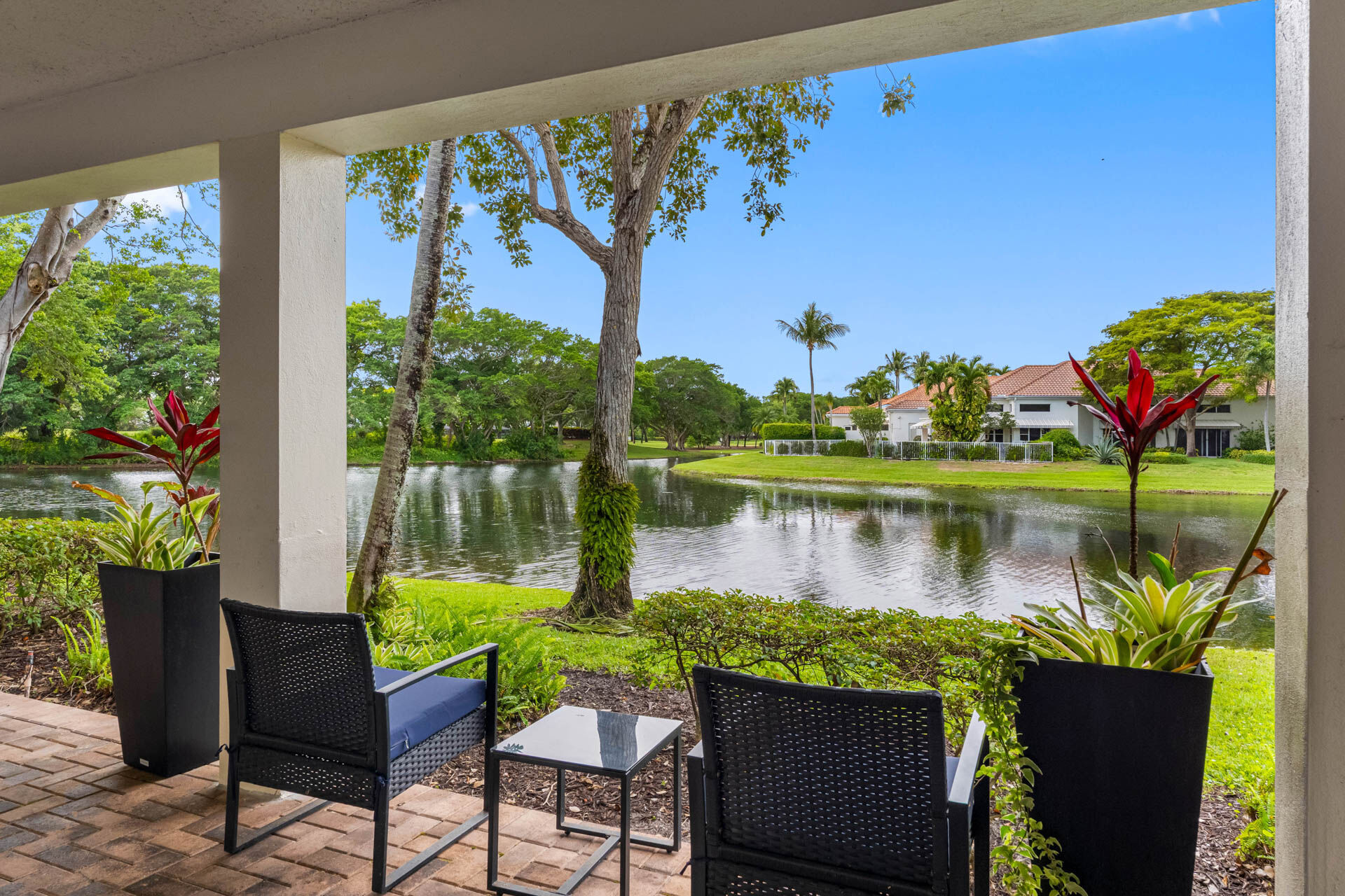 Mizner Court Image 14