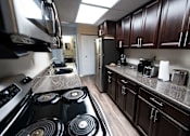 Laurel Village Apartments Image 13