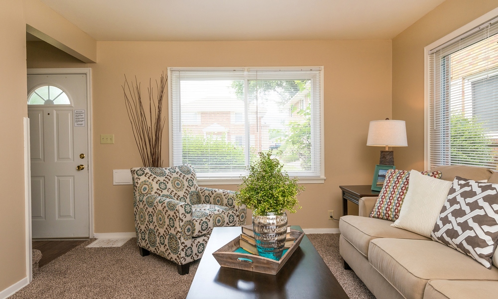 Brentwood Park Townhomes and Apartments Image 11