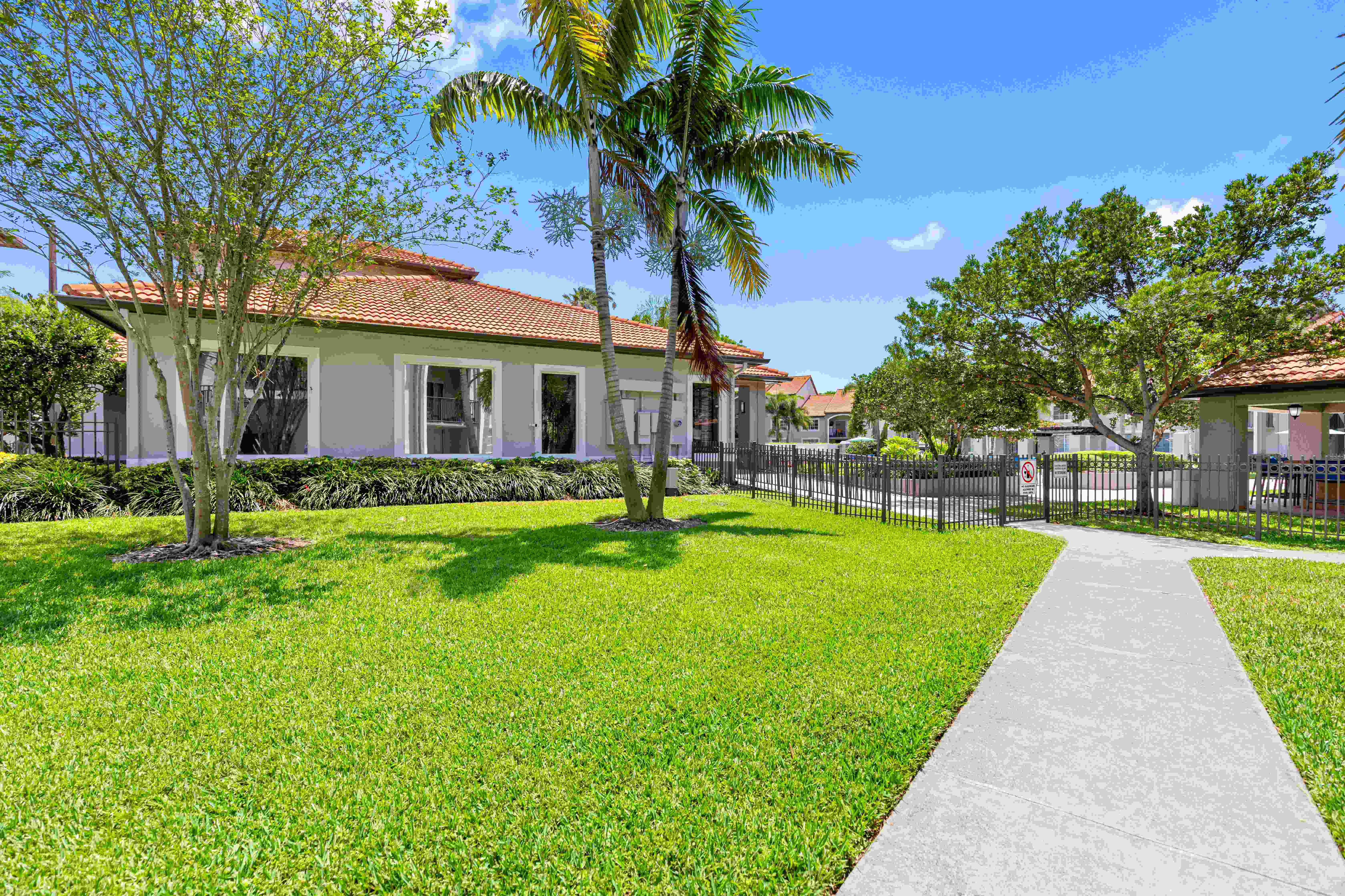 Sunset Gardens Image 73