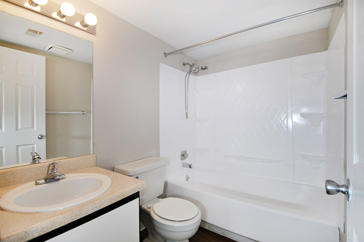 Carlyle Place Image 4